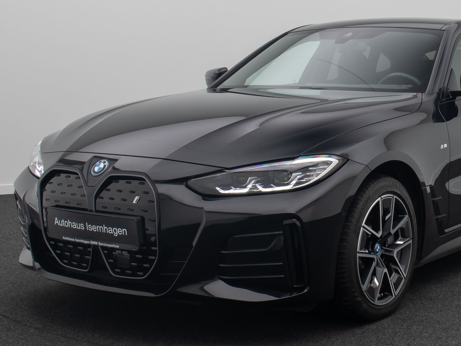 Fahrzeugabbildung BMW i4 eD40 Gran Coupe M Sport Alarm DAB H/K 18Zoll