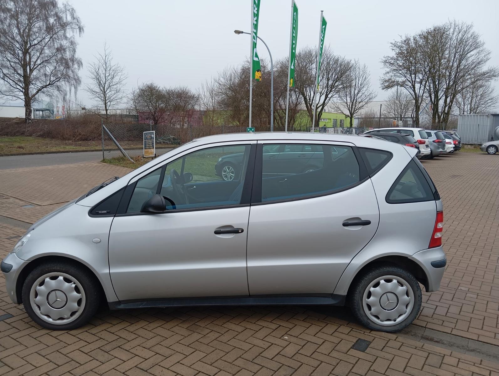 Mercedes-Benz A 160 ,1 HAND ! KLIMA,AHK,SERV/TÜV NEU