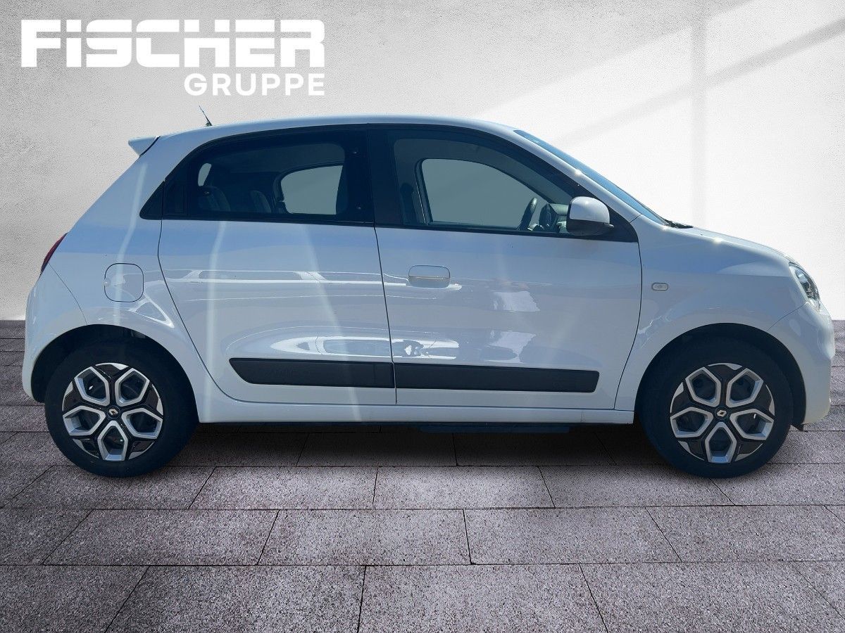 Fahrzeugabbildung Renault Twingo ZEN Electric Schukoladekabel