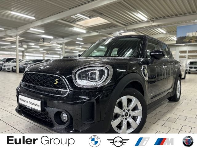 MINI Countryman SE All4 A Essential-Trim Navi LED Kom