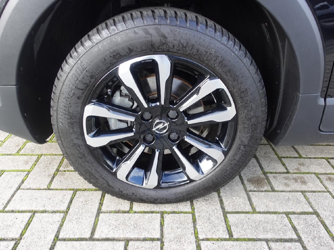 Fahrzeugabbildung Opel Crossland 1,2 Elegance Automatik