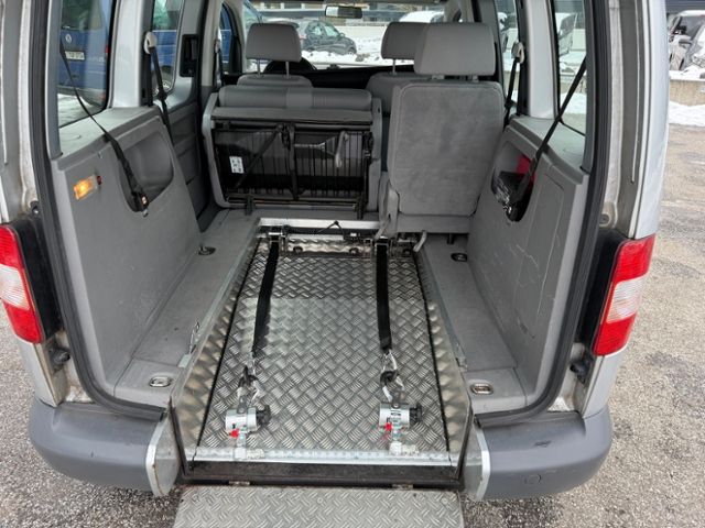 Fahrzeugabbildung Volkswagen Caddy Rollstuhlrampe