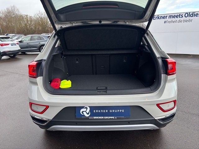 Fahrzeugabbildung Volkswagen T-Roc  1.5TSI DSG Style AHK+GJR+KAMERA+SHZ+NAVI+