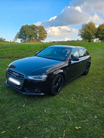 Audi A4 1,8 TFSI // S-line / 1.Hand