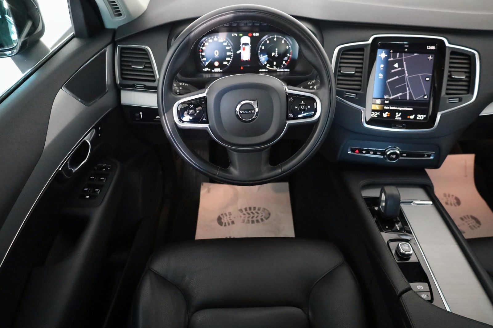 Fahrzeugabbildung Volvo XC90 AWD Momentum Pro 7Si.,Leder,Navi,LED,ACC,SH