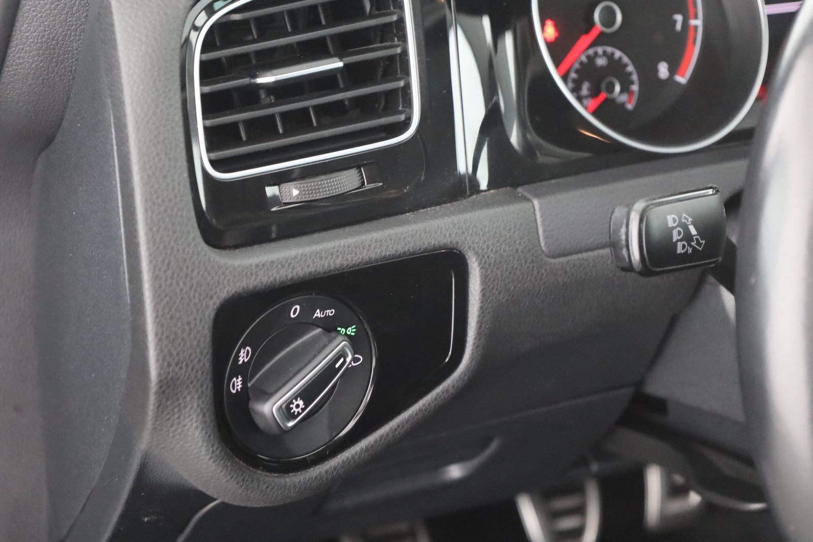 Volkswagen Golf VII 1.5 TSI Join Navi Standheizung ACC PDC