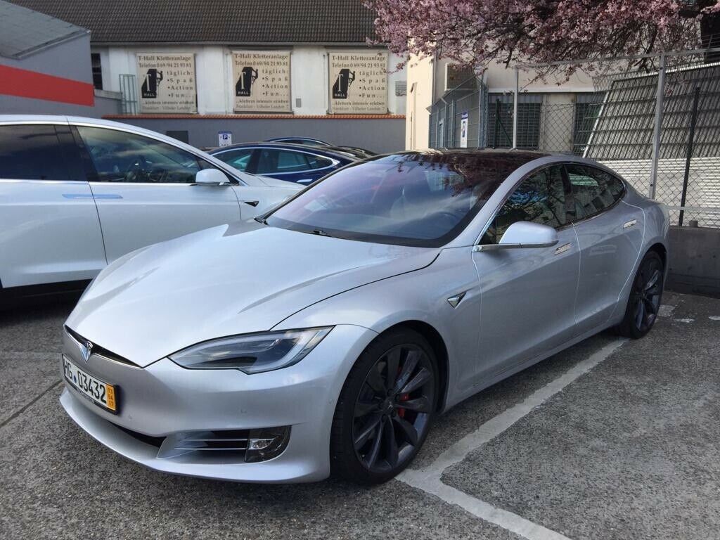 2017 Tesla Model S