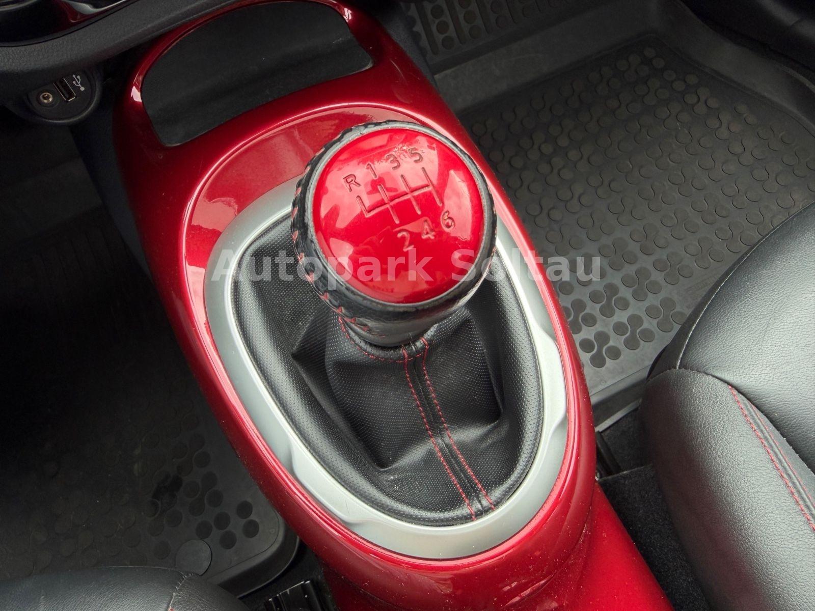 Nissan Juke 1.2* Navi*Leder*Assistenzsysteme*360°Kamera