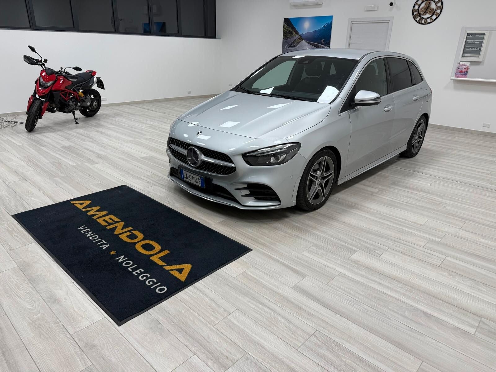MERCEDES-BENZ Mercedes-benz B 180 d Automatic Premium