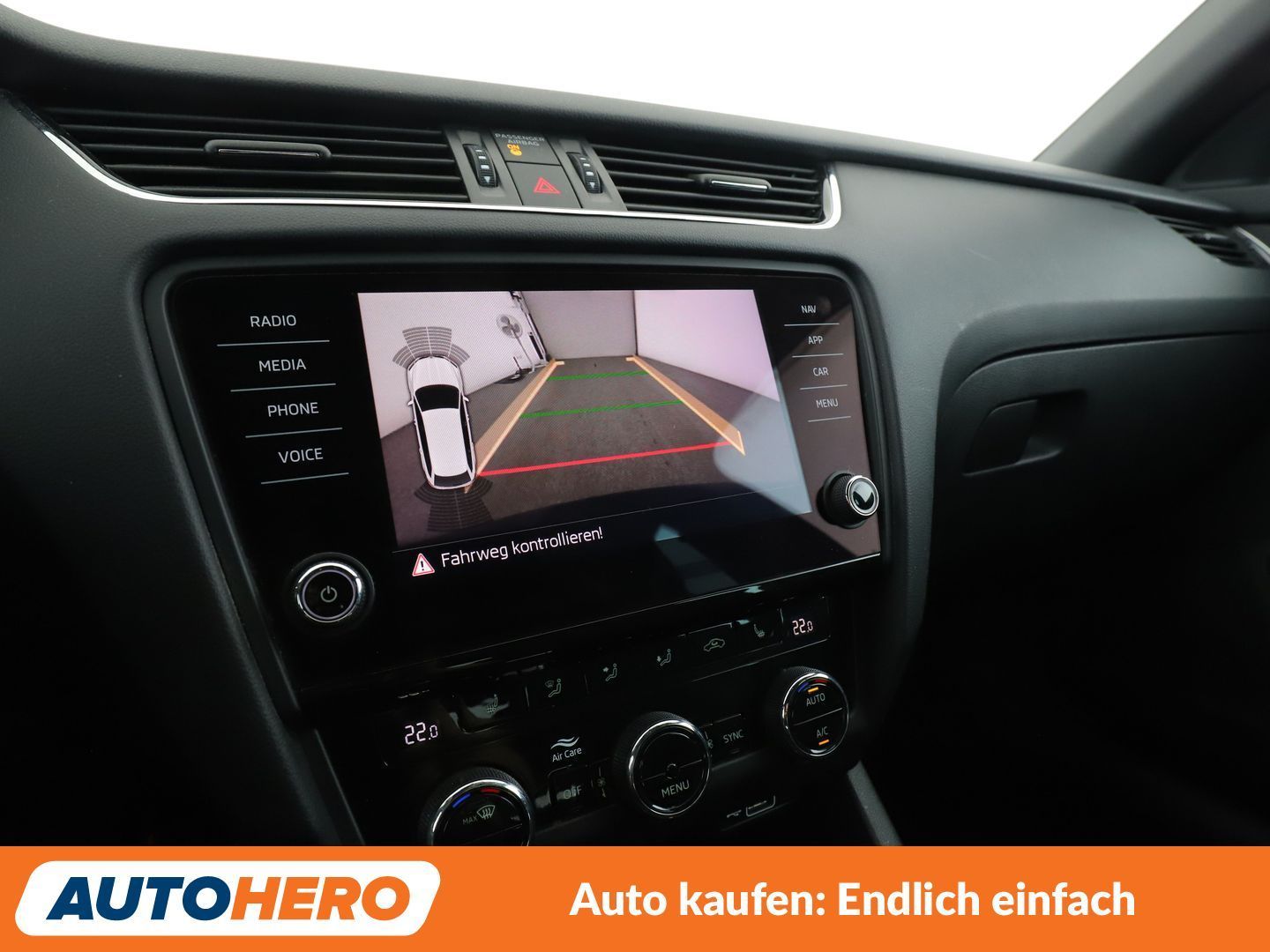 Skoda Octavia 2.0 TSI RS Aut.*NAVI*CAM*ACC*SHZ*ALU* foto 22