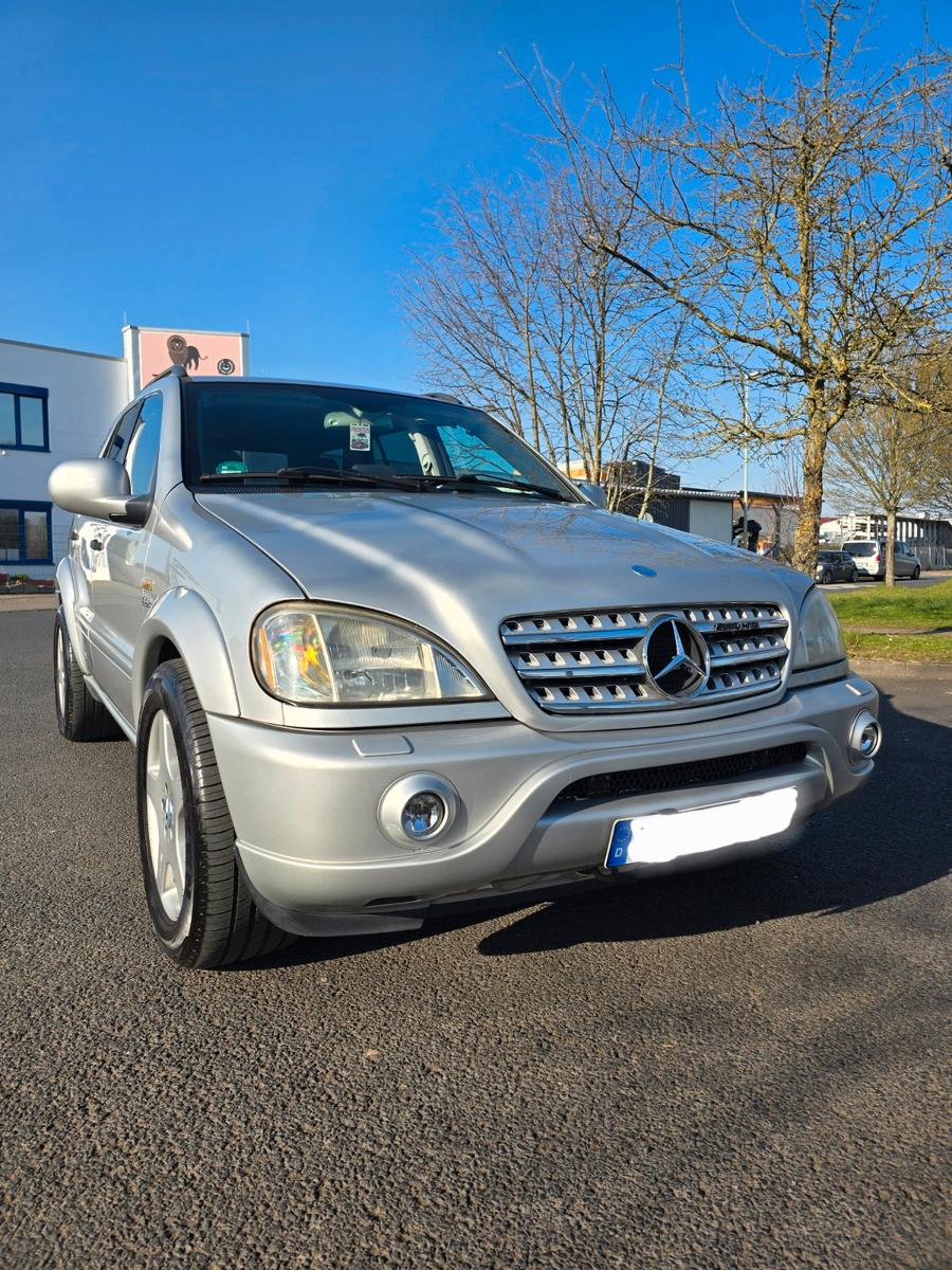Mercedes-Benz ML 55 AMG