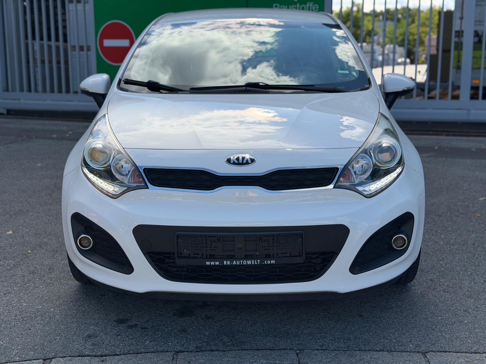 Kia Rio Spirit*NAVI*KLIAMAUTOMATIK*TÜVNEU*