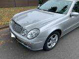 Mercedes-Benz E 200 KOMPRESSOR ELEGANCE Elegance - Mercedes-Benz E 200: Elegance Kompressor