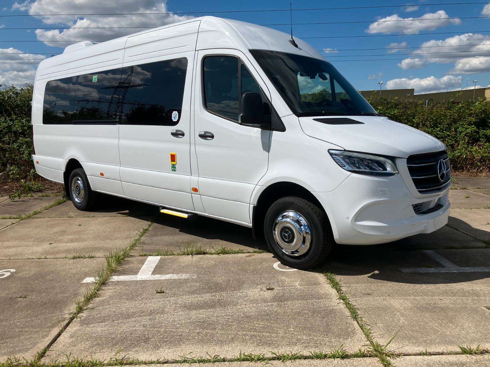 Mercedes-Benz Sprinter Minibus Transfer 45 Shuttle Reisebus 19