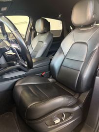 Porsche Cayenne - 9