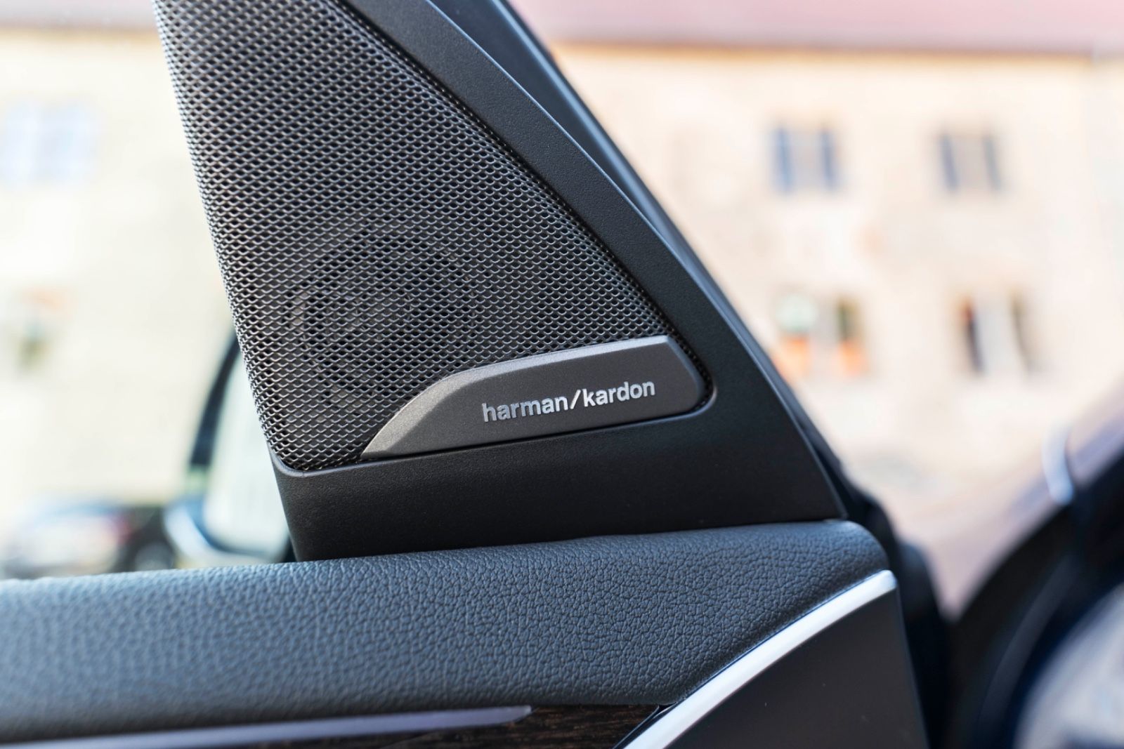 Fahrzeugabbildung BMW X4 M40i M-SPORT HUD H&K 360° CARPLAY LED