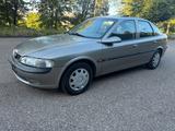 Opel OPEL*VECTRA*1.6l*AUTOMATIK*TÜV*NEU*GSD*ZV - gebrauchte Opel Vectra aus dem Jahr 1997
