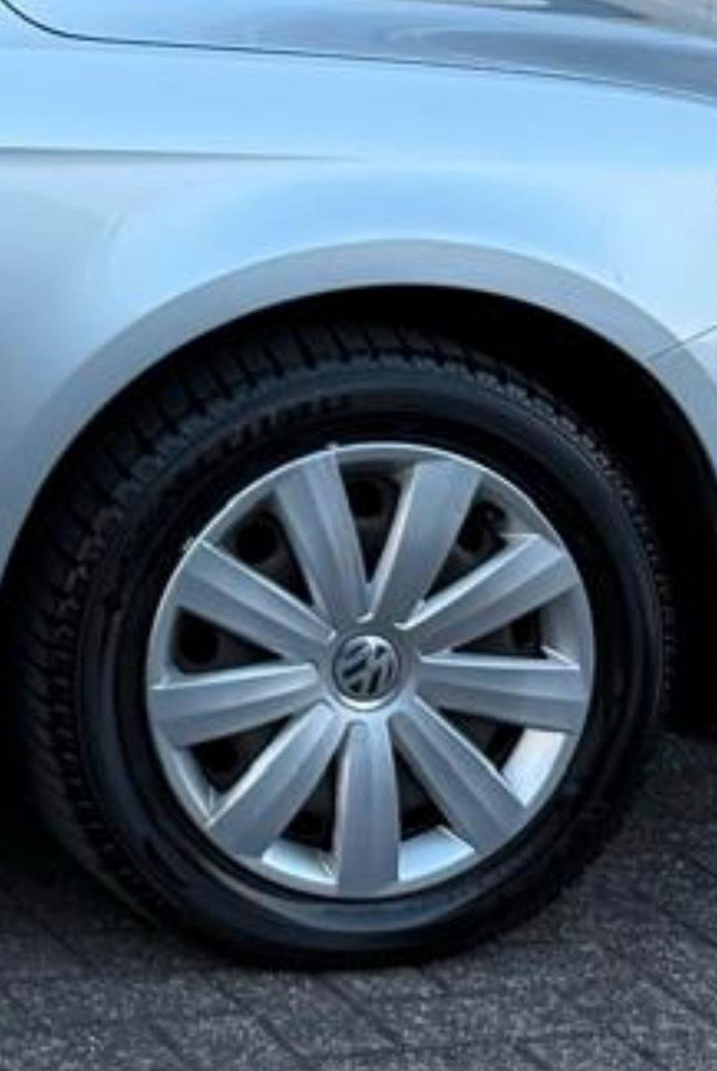 Volkswagen Passat 2011 — photo 9
