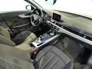 Audi A4 - 12