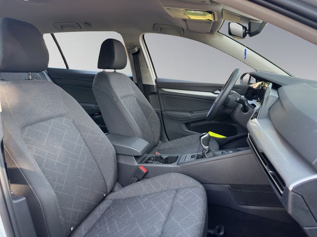 Golf VIII Variant 2.0 TDI Life SHZ NAVI ACC LED