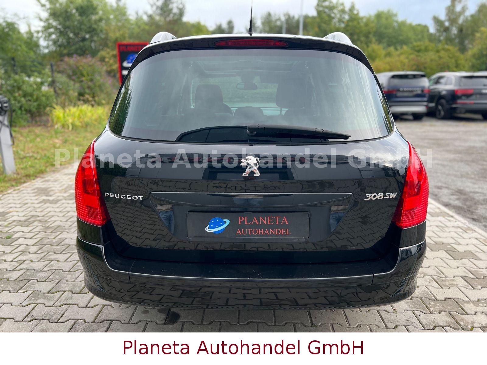 Peugeot 308 2011 — photo 7
