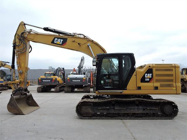 CAT 320