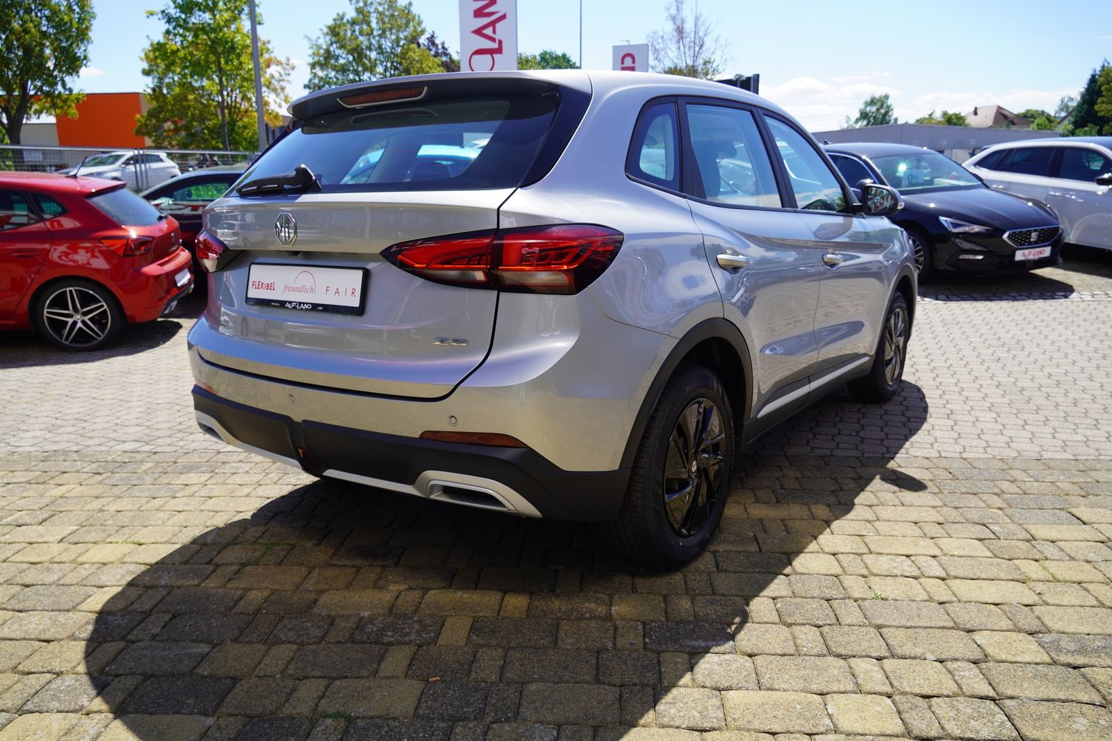 MG ZS