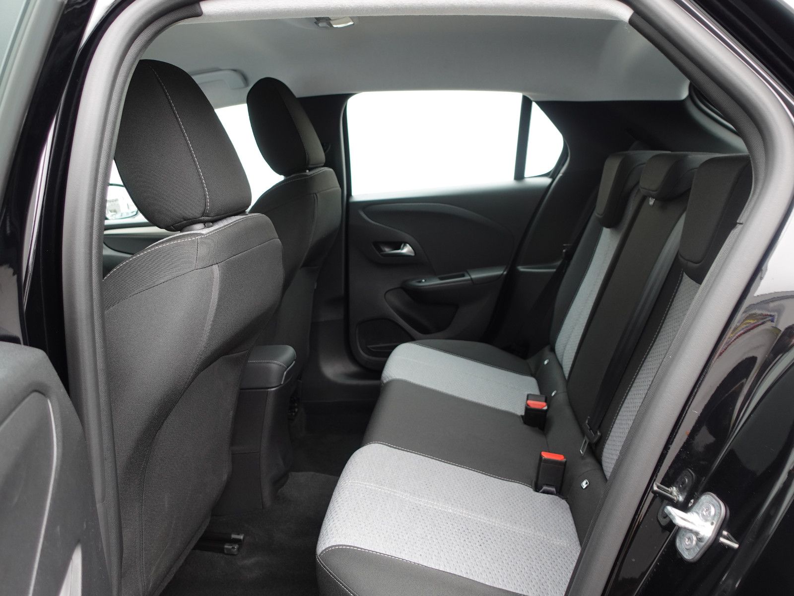 Fahrzeugabbildung Opel Corsa 1.2Turbo Automatik SHZ,Allwetter,LED,PDC