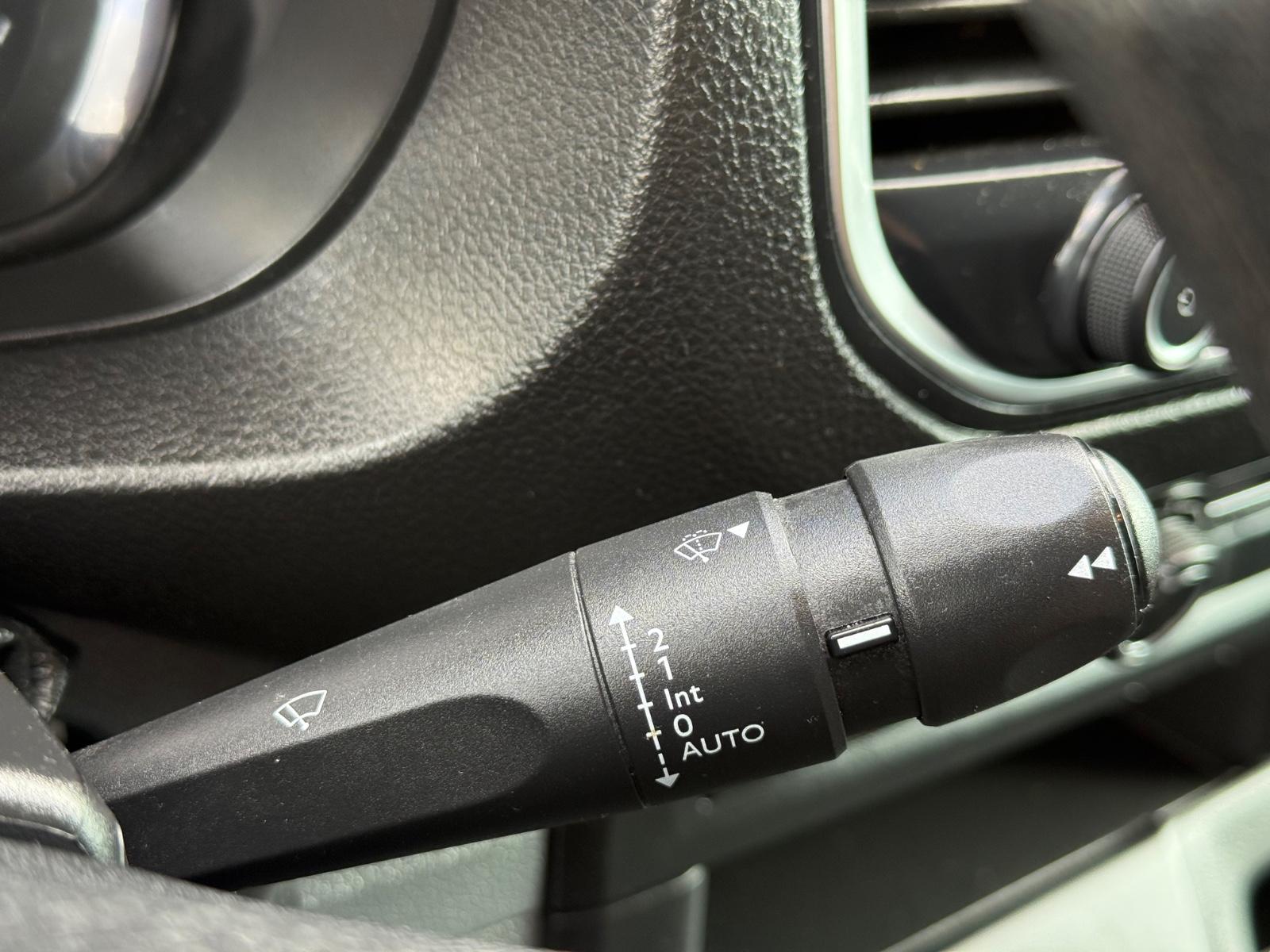 Peugeot Expert 2.0 HDI Premium L2 KLIMA NAVI TEMP AHK
