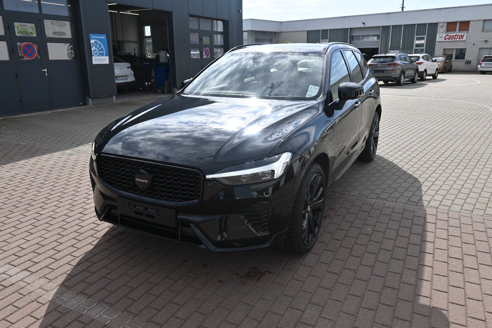Fahrzeugabbildung Volvo XC60 T8 Ultimate Black Edit.*360°*AHK*HUD*PANO*