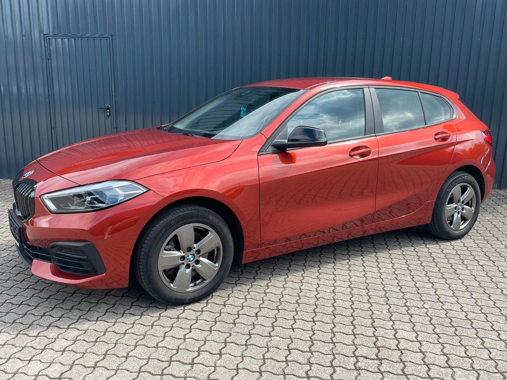 BMW 118