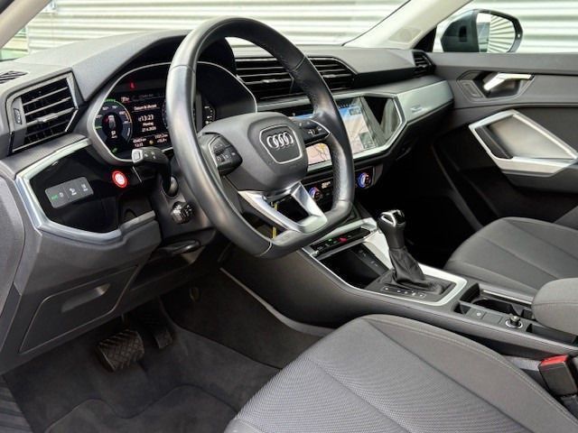 Audi Q3 SPORTBACK S LINE 45 TFSIe +WINTERRÄDER+AHK+ foto 9