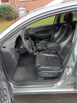Toyota Avensis - Toyota Avensis aus 2007 mit Diesel-Antrieb