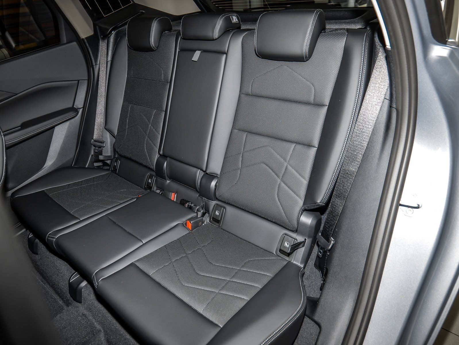 BMW 220 Active Tourer - Bild 8