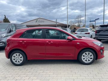 Fahrzeugabbildung Kia Rio Edition 7, Sitzheizung, PDC, DAB