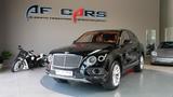 Bentley Bentayga W12 - Bentley Bentayga: Schwarz