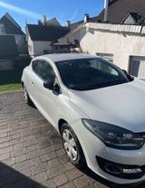 Renault Megane Coupé Bose Edition ENERGY TCe 130 S&S... - Renault Megane mit 3 Türen