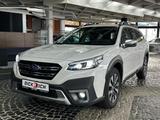 Subaru Outback 2.5i Platinum EyeSight LED LEDER PANO TO - Subaru Outback: Kombi