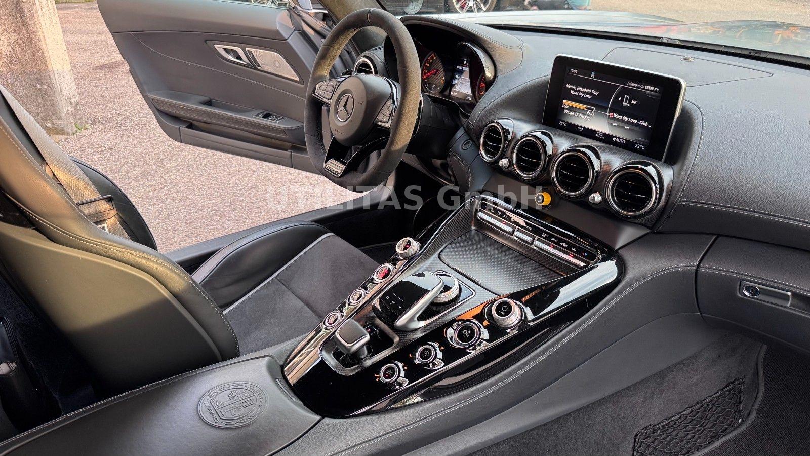 Mercedes-Benz AMG GTR | Carbon | Keramik | Burmester | designo