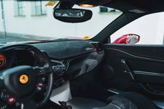 Fahrzeugabbildung Ferrari 458 Speciale *ROSSO FUOCO/CARBON/LIFT*