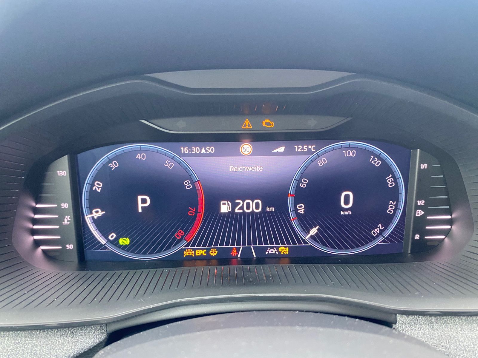 Fahrzeugabbildung SKODA Kamiq Selection