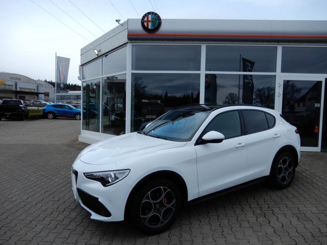 Fahrzeugabbildung Alfa Romeo Stelvio 2.2 Diesel Super Q4 Veloce Pak. Pano Nav
