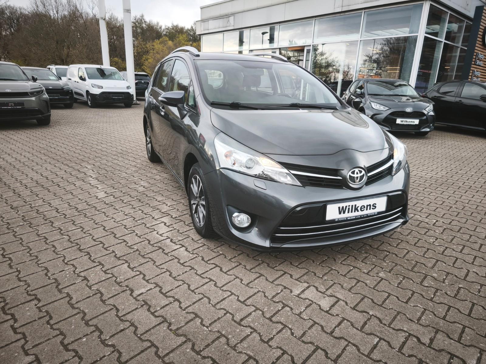 Toyota Verso Life