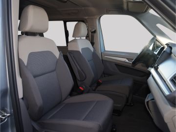 Volkswagen T7 Multivan Business 2.0 TDI DSG AHK Matrix