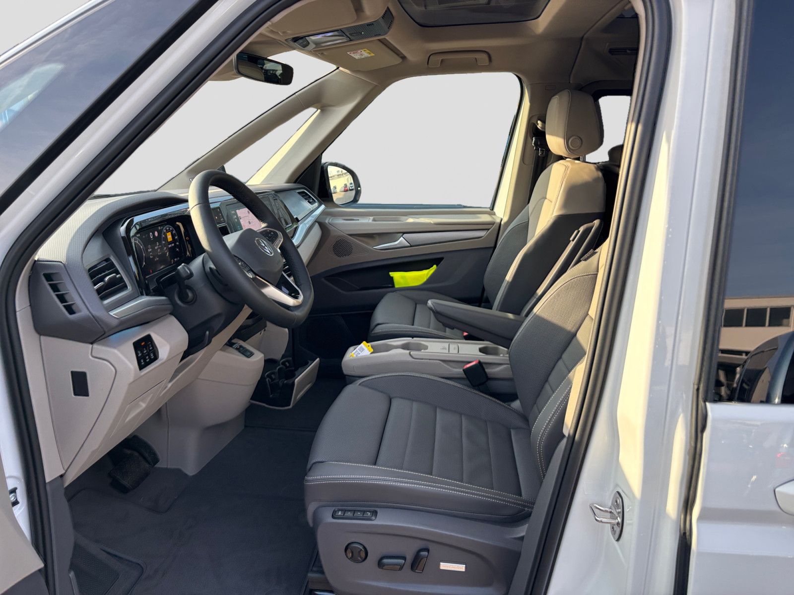 Volkswagen T7 Multivan - Bild 10