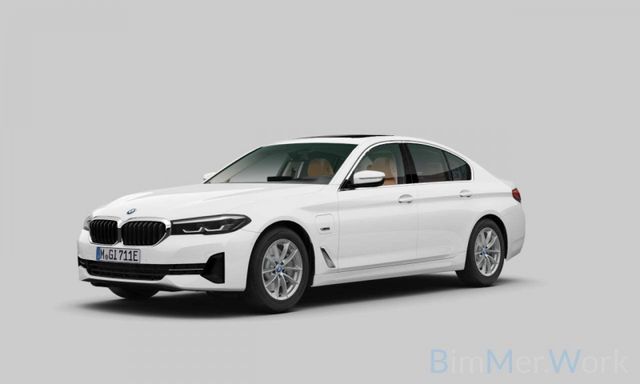 BMW 520e Glasdach Kamera DAB H/K DispKey Sport Alarm