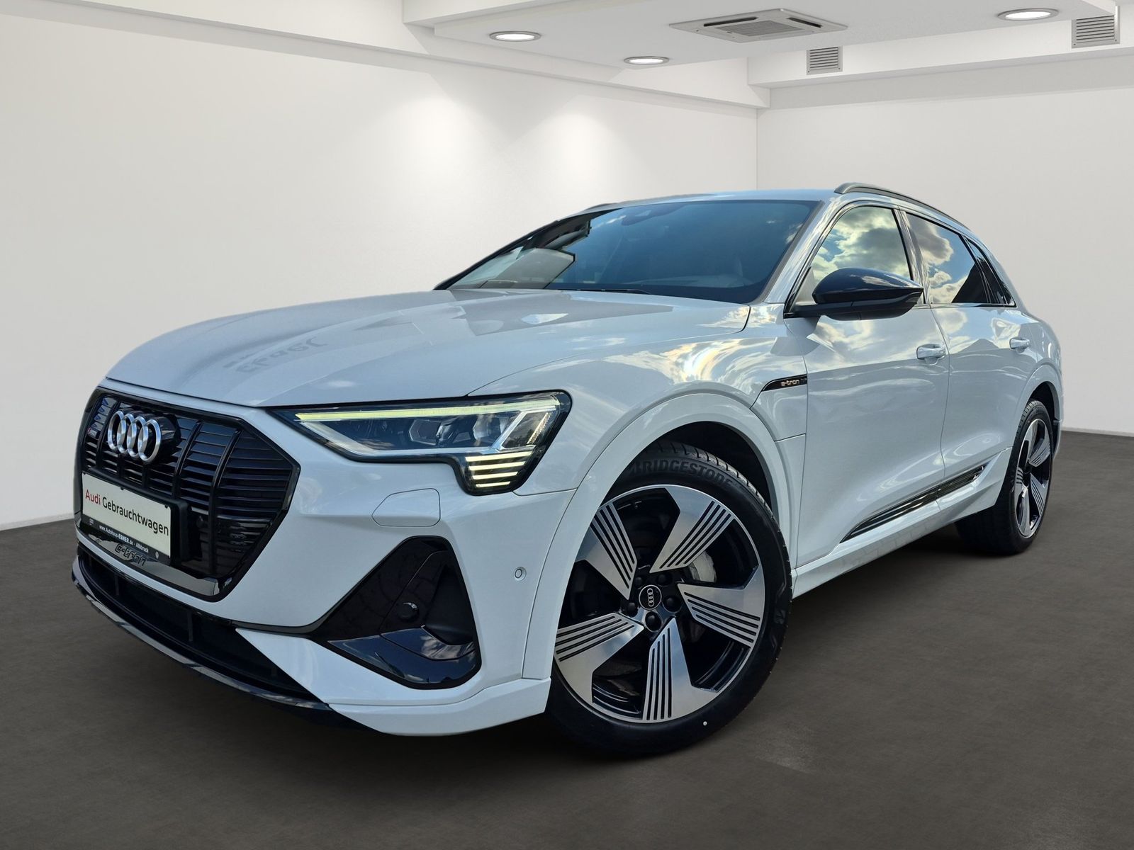 Audi e-tron S-LINE 55 95KWh AHK LUFT KAMERA KEYLESS M foto 2