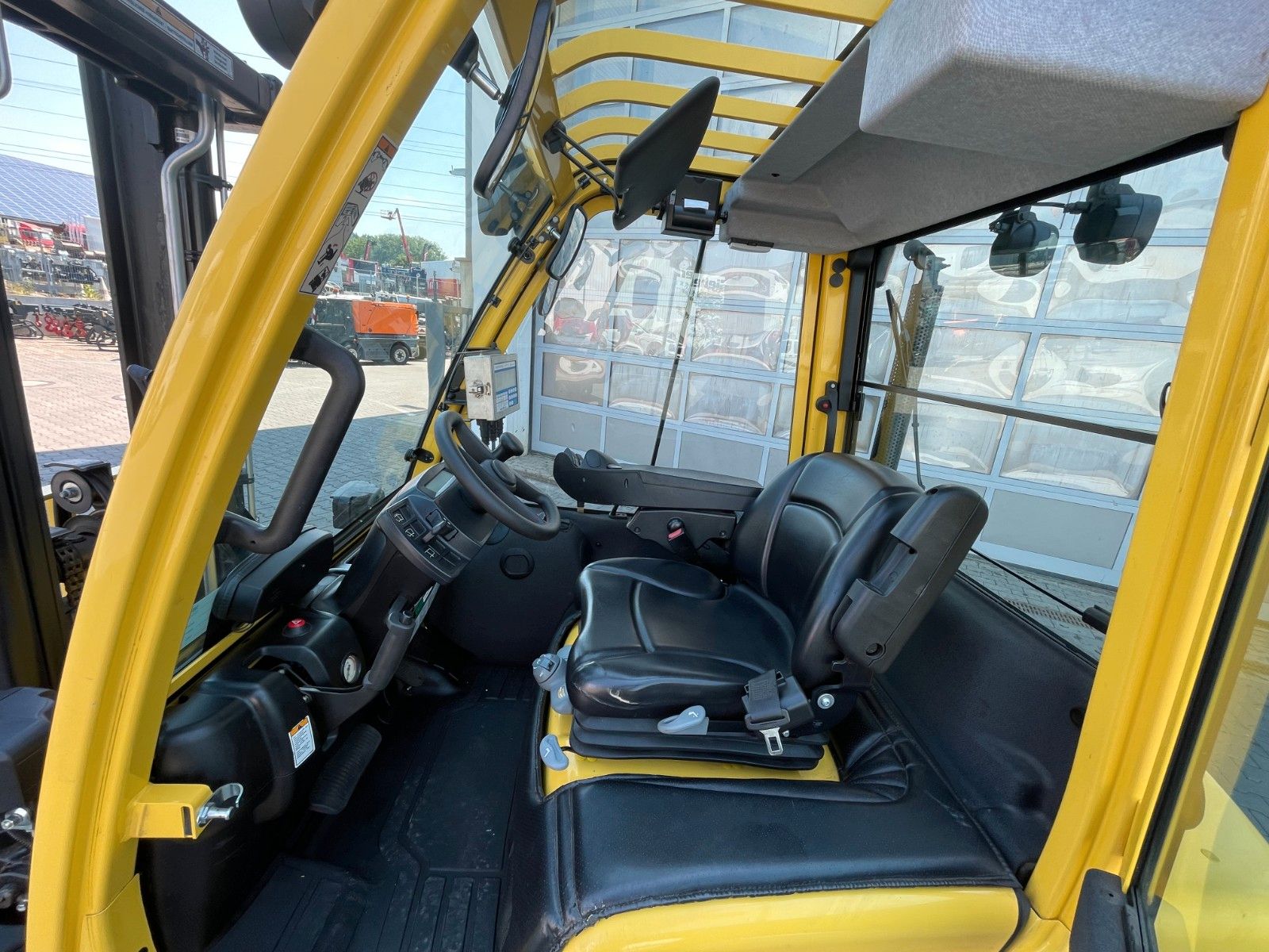 Fahrzeugabbildung Hyster H2.5FT / Duplex 3,3m / nur 948h / Waage