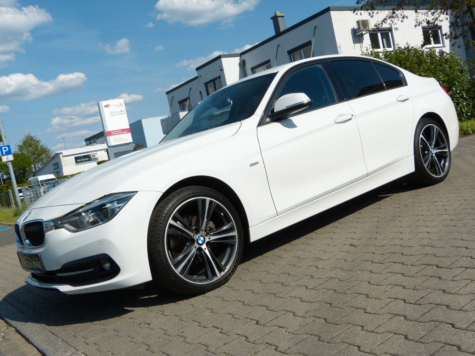 BMW 320d Sport Line *LED*Navi*ACC*Leder*Spurhalte*