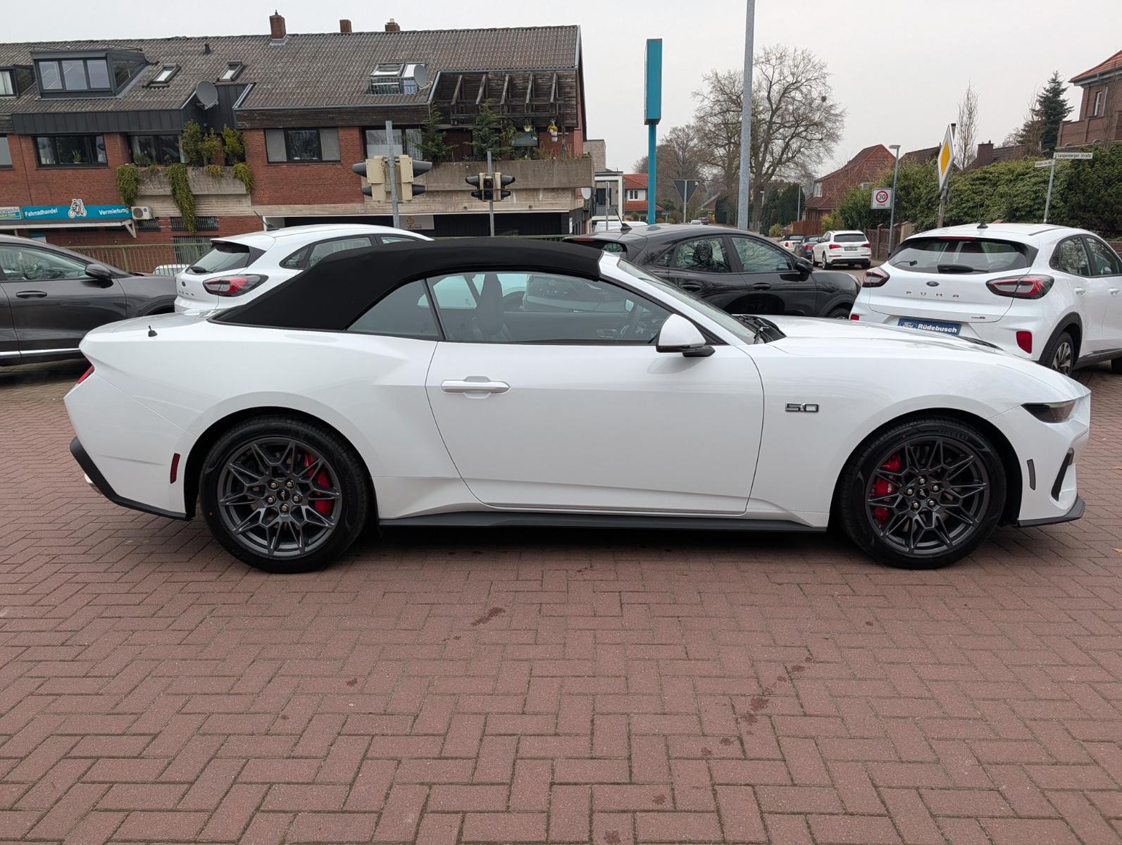 Ford Mustang Convertible 5.0 l Ti-VCT V8 GT Auto